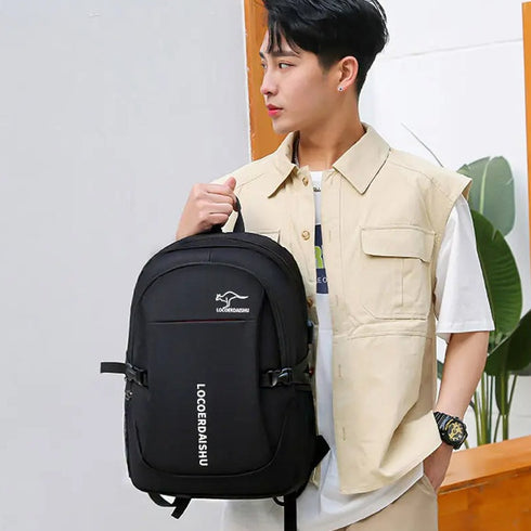 תיק גב לגבר למחשב נייד חסין למים ושריטות - Dacron