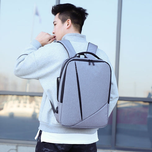 תיק עסקים למחשב נייד עם טעינה מובנית - QUVLEN