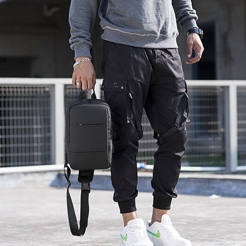 תיק כתף יוניסקס איכותי עם טעינה חיצונית בגימור אלגנטי - Bange