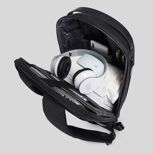 תיק גב איכותי למחשב נייד נגד גניבות - Reel